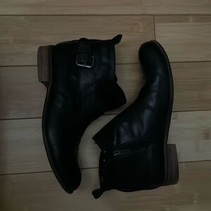 Dolce Vita Short Black Leather Boots